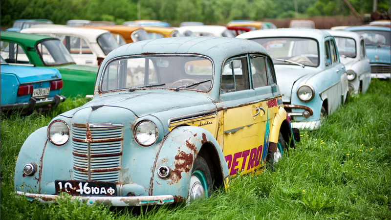 Illustration for article titled Amazing pictures of an outdoor Russian car museum